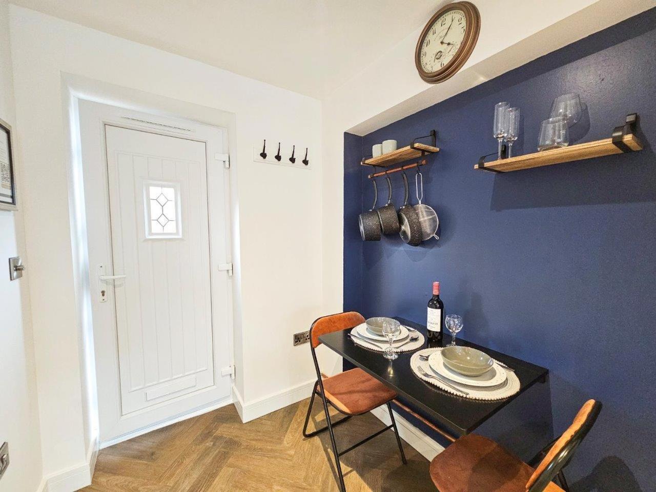 Cobblestone Studio By Fortuna Property Cheltenham Exterior photo
